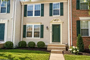 7034 Rogue Forest Ln, Gainesville, VA 20155 - Photo 1