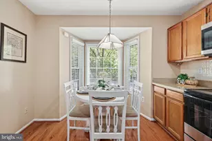 3304 Shearwater Ct, Woodbridge, VA 22192 - Photo 3