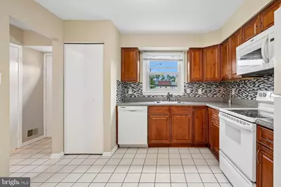 4617 Whitaker Place, Woodbridge, VA 22193 - Photo 3