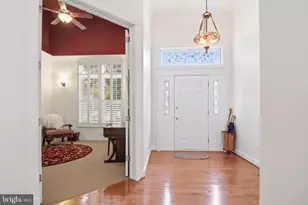 15508 Hagen Way, Haymarket, VA 20169 - Photo 3