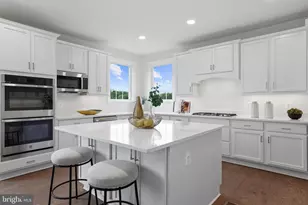 14496 Aurora Dr, Woodbridge, VA 22193 - Photo 15