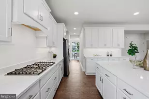 14496 Aurora Dr, Woodbridge, VA 22193 - Photo 23