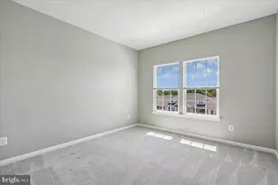 7481 Brunson Cir, Gainesville, VA 20155 - Photo 31