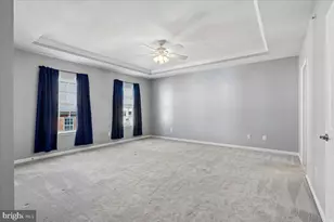 7481 Brunson Cir, Gainesville, VA 20155 - Photo 25