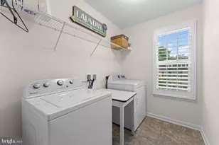 7723 Milton Cir, Gainesville, VA 20155 - Photo 43