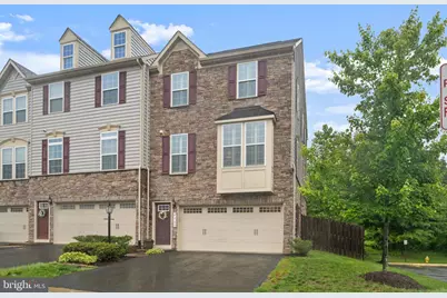 7723 Milton Circle, Gainesville, VA 20155 - Photo 3