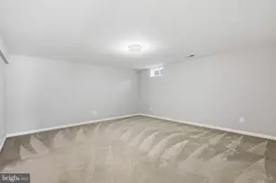8816 Yellowthroat Ct, Gainesville, VA 20155 - Photo 27