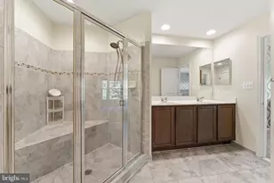 12034 Lake Dorian Dr, Bristow, VA 20136 - Photo 29