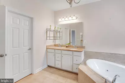 4318 Wisley Turn, Woodbridge, VA 22192 - Photo 23