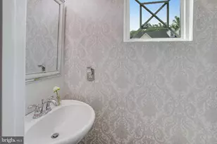 4318 Wisley Turn, Woodbridge, VA 22192 - Photo 7
