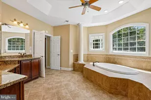 8287 Arrow Leaf Turn, Gainesville, VA 20155 - Photo 29