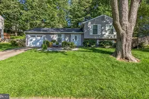 15337 Edgehill Dr, Dumfries, VA 22025 - Photo 1