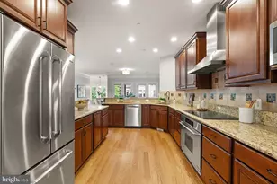231 Mill St, Occoquan, VA 22125 - Photo 9