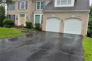 17090 Anns Brook Ct, Woodbridge, VA 22191 - Photo 3