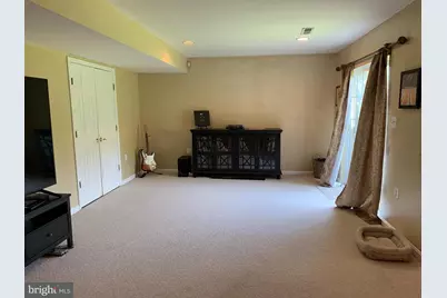 17090 Anns Brook Court, Woodbridge, VA 22191 - Photo 5