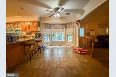 3934 Spirea Court, Woodbridge, VA 22193 - Photo 9