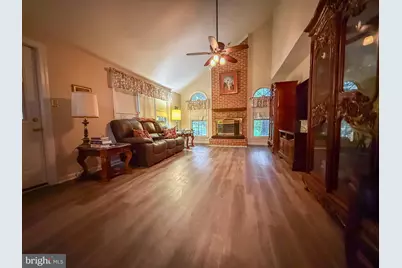 3934 Spirea Court, Woodbridge, VA 22193 - Photo 5