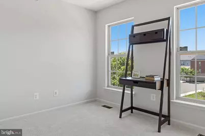 7825 Crescent Park Drive, Gainesville, VA 20155 - Photo 31