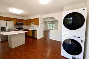 8268 Vermont Pl, Manassas, VA 20111 - Photo 5
