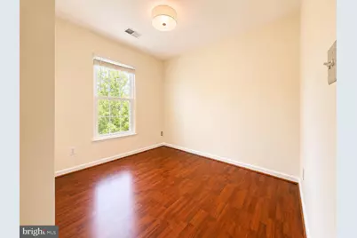 8268 Vermont Place, Manassas, VA 20111 - Photo 17