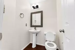 8268 Vermont Pl, Manassas, VA 20111 - Photo 3