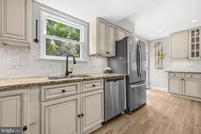6109 Plainville Lane, Woodbridge, VA 22193 - Photo 17