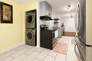 10521 Stonington Ln, Manassas, VA 20109 - Photo 13