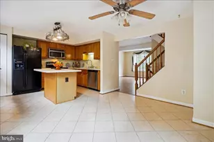 12938 Freestone Ct, Woodbridge, VA 22192 - Photo 17