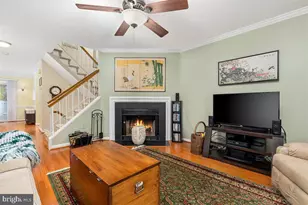 12848 Mill House Ct, Woodbridge, VA 22192 - Photo 5