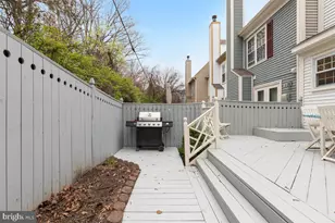 12848 Mill House Ct, Woodbridge, VA 22192 - Photo 33