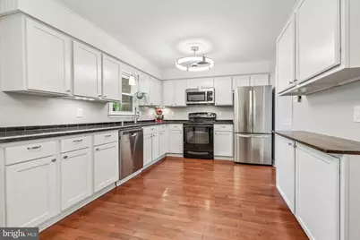 11358 Cromwell Court, Woodbridge, VA 22192 - Photo 3