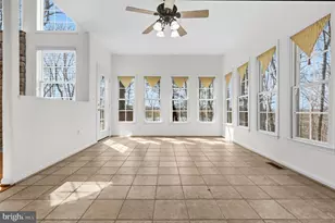 17988 Swans Creek Ln, Dumfries, VA 22026 - Photo 19