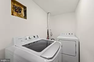 9556 Ballagan Ct, Bristow, VA 20136 - Photo 15