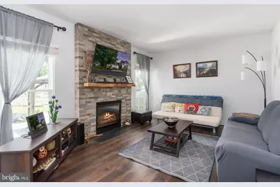3722 Katie Place, Triangle, VA 22172 - Photo 13
