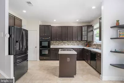 3722 Katie Place, Triangle, VA 22172 - Photo 9