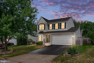 3722 Katie Pl, Triangle, VA 22172 - Photo 3