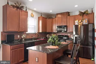2613 Glenriver Way, Woodbridge, VA 22191 - Photo 3
