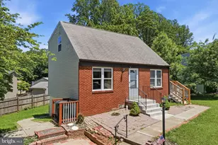 5388 Shamus Ct, Woodbridge, VA 22193 - Photo 3