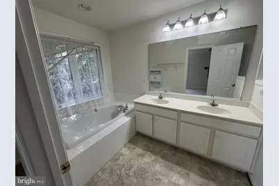 15563 Kelley Farm Court, Woodbridge, VA 22193 - Photo 7
