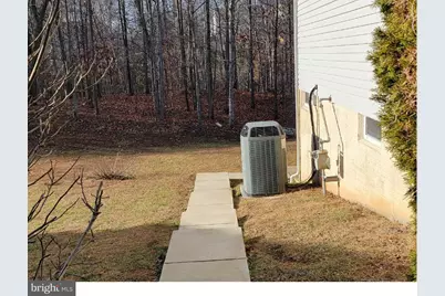 17680 Avenel Lane #BASEMENT ONLY, Dumfries, VA 22026 - Photo 3