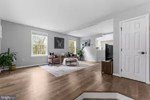 14365 Newbern Loop, Gainesville, VA 20155 - Photo 3