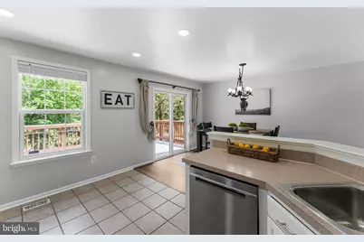 14365 Newbern Loop, Gainesville, VA 20155 - Photo 23