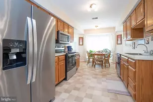 4865 Saltwater Dr, Dumfries, VA 22025 - Photo 15