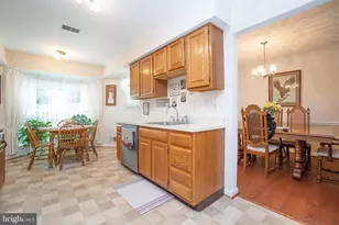 4865 Saltwater Dr, Dumfries, VA 22025 - Photo 17