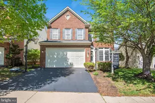 8416 Churchside Dr, Gainesville, VA 20155 - Photo 15