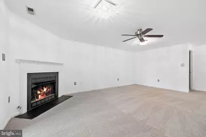 15721 Lansdale Place, Dumfries, VA 22025 - Photo 25