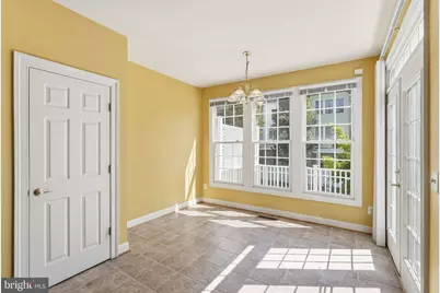 6830 Witton Circle, Gainesville, VA 20155 - Photo 11
