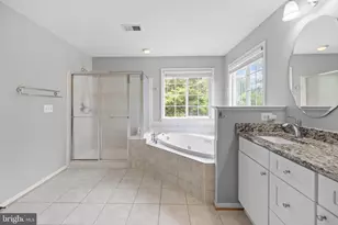 5680 Caribbean Ct, Haymarket, VA 20169 - Photo 33