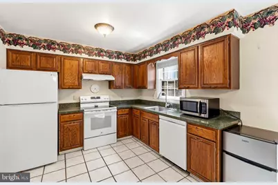 12236 Cinnamon Street, Woodbridge, VA 22192 - Photo 13