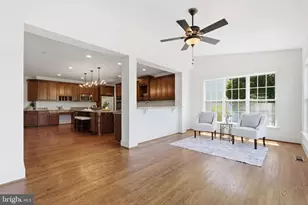 14454 Broadwinged Dr, Gainesville, VA 20155 - Photo 31